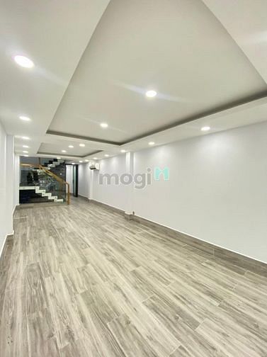 Hình ảnh Cho thuê nhà góc 2 mặt tiền 321B Huỳnh Văn Bánh, Ngay sát Lê Văn Sỹ