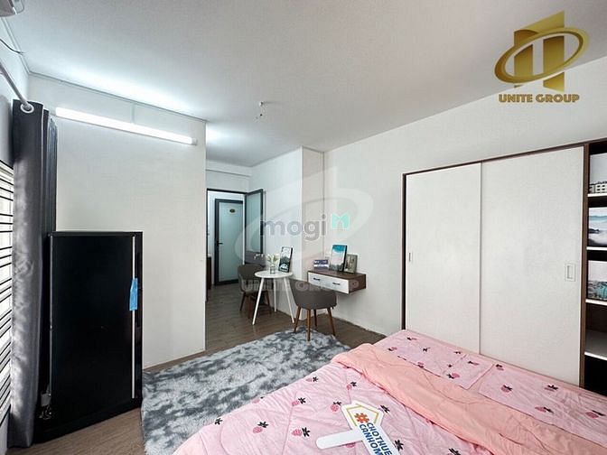 Hình ảnh Studio cửa sổ lớn Hoà Hảo, đh Y Dược, đh Phạm Ngọc Thạch