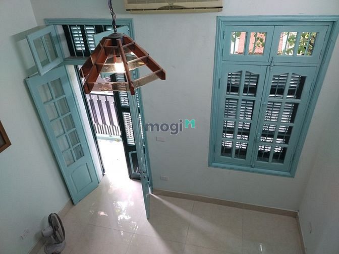 Hình ảnh Cho thuê tầng 2 số 18 Hàng Gà 10triệu/tháng.