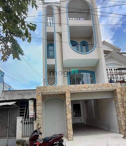 Hình ảnh Cho thuê nhà 491B Nguyễn Đình Chiểu, Quận 3. Gần chợ Bàn Cờ