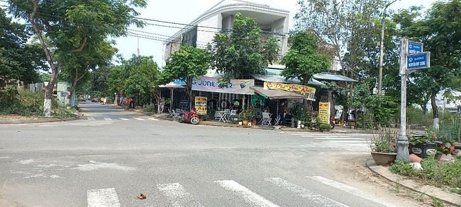 Hình ảnh Bán LÔ ĐẤT KỀ GÓC đường Nguyễn Duy Cung, Đông Trà - 2,2 tỷ