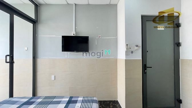 Hình ảnh Studio full nội thất có ban công bếp riêng quận 7
