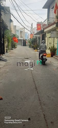 Hình ảnh Nhà thuê cách 1 căn ra MT hẽm xe tải C3 phạm hùng.
