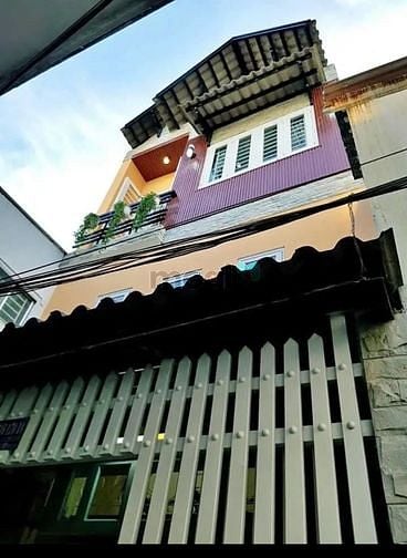 Hình ảnh NHÀ PHÁT MÃI đường Thành Thái P.15 Q.10
