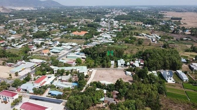 Hình ảnh Bán đất Khu Công Nghiệp - Sổ Hồng Riêng
