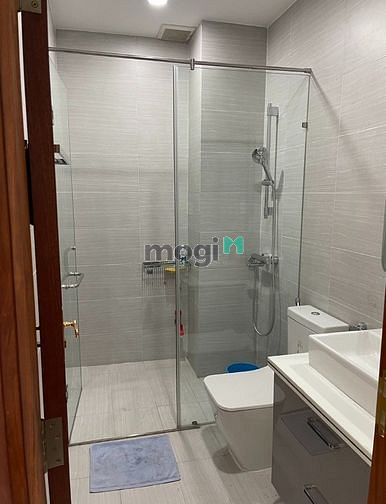 Hình ảnh Cho thuê nhà MT Nguyễn Công Trứ, 5x20m, 4 tầng, khu vực sầm uất