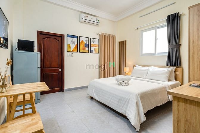 Hình ảnh CHDV Bến Thành Quận 1 full nội thất cửa sổ