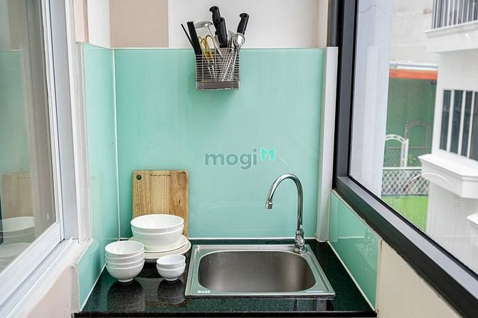 Hình ảnh CHDV Bến Thành Quận 1 full nội thất cửa sổ