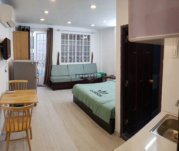Hình ảnh CHDV Bến Thành Quận 1 full nội thất cửa sổ