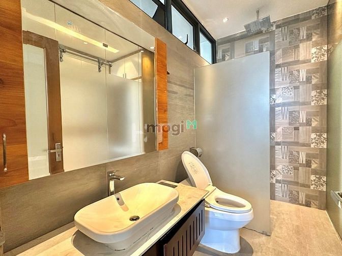 Hình ảnh Studio ban công máy giặt riêng gần Cresent Mall Rmit quận 7