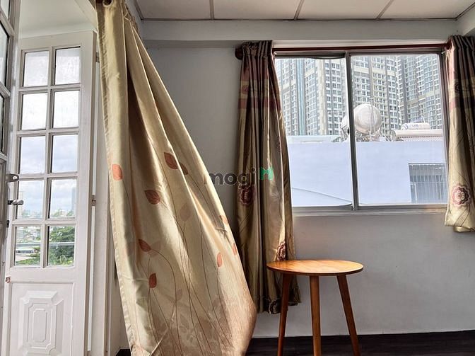 Hình ảnh Studio 2Pn - Rộng 50m2 - Ban Công - View Cực Chill - Hẻm Oto