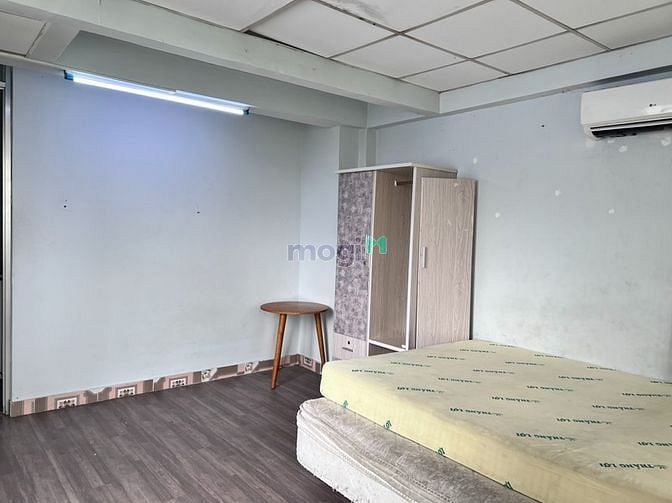 Hình ảnh Studio 2Pn - Rộng 50m2 - Ban Công - View Cực Chill - Hẻm Oto
