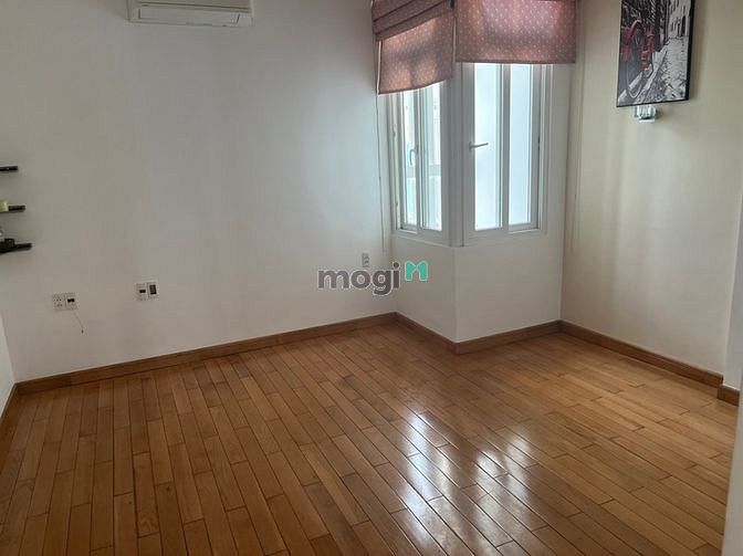 Hình ảnh Cho thuê nhà 155a Nguyễn Văn Thủ, Dakao, Quận 1
