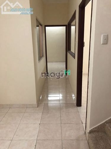 Hình ảnh Kẹt Vốn Bán Lỗ Nhà MT Chợ Hòa Bình Q5 70m2
