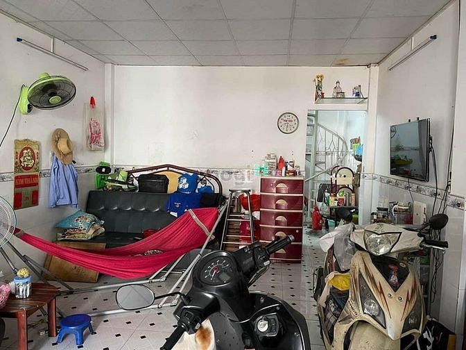 Hình ảnh Lê Đình Cẩn, Bình Tân, 96m (5x19m) Hẻm 8m Thông, Sát Mặt Tiền