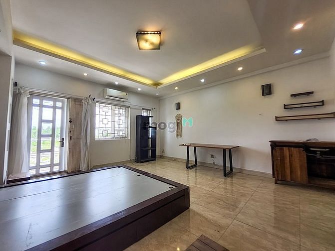 Hình ảnh View Ban Công Thoáng Mát - Siêu Rộng - HF
