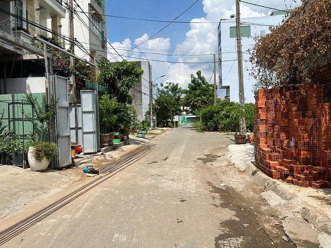 Hình ảnh Sổ đỏ cá nhân KDC Ứng Thành, đối diện Dream Home Palace quận 8