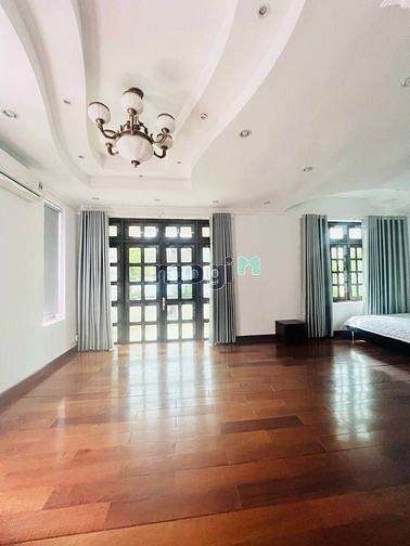 Hình ảnh Cho thuê biệt thự giá tốt DT 480m2 – Cách Quận 1- 10 phút- 55 triệu