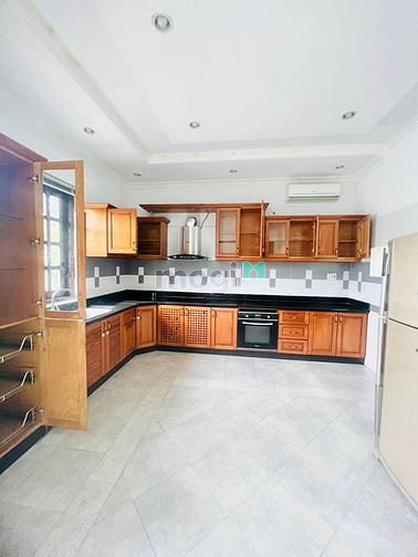 Hình ảnh Cho thuê biệt thự giá tốt DT 480m2 – Cách Quận 1- 10 phút- 55 triệu