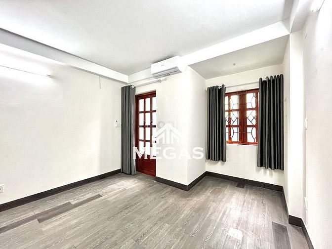 Hình ảnh Phòng Trọ - Studio - Ban Công Lớn - Cửa Sổ Lớn Ngay Thống Nhất