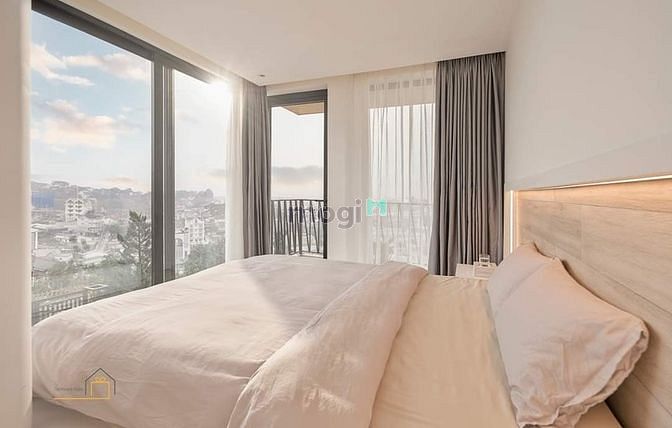 Hình ảnh Siêu Phẩm!! CHCC SAIGON ROYAL RESIDENCE quận 4, 69m2 giá 570, 2PN