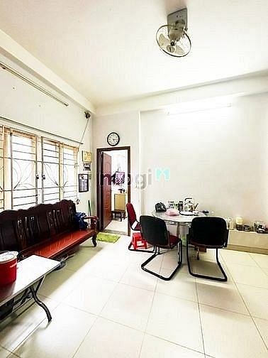 Hình ảnh GẤP NHÀ Q3 NGAY CV Lê Thị Riêng, HXH ngủ trong Nhà, 3 Tầng SHR