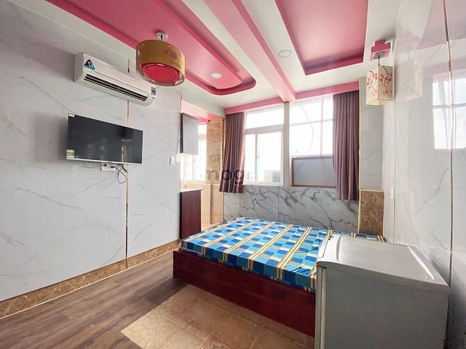 Hình ảnh Studio đầy đủ nội thất, có cửa sổ thoáng mát