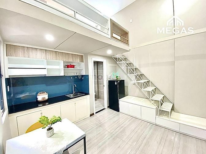 Hình ảnh CĂN HỘ CAO CẤP MỚI XÂY ngay CHỢ HOÀNG HOA THÁM_Full nội thất_ban công