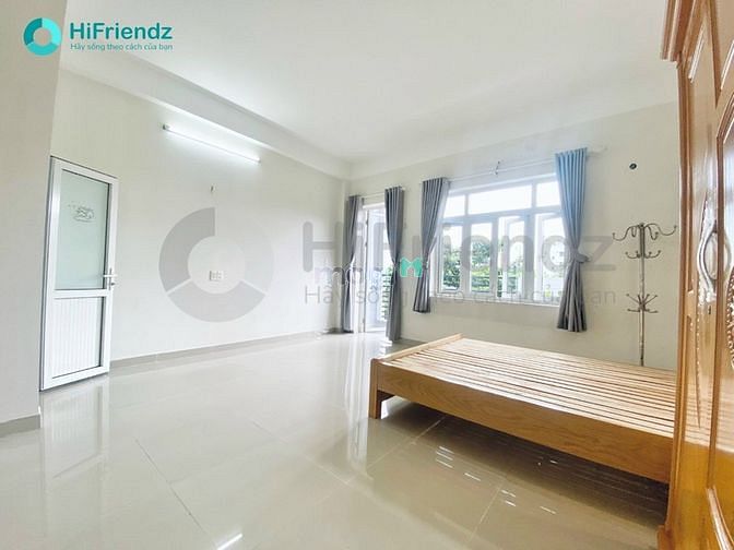 Hình ảnh Studio full nội thất - cửa kính siêu lớn view đẹp