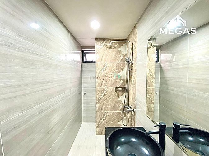 Hình ảnh CĂN HỘ CAO CẤP MỚI XÂY ngay CHỢ HOÀNG HOA THÁM_Full nội thất_ban công