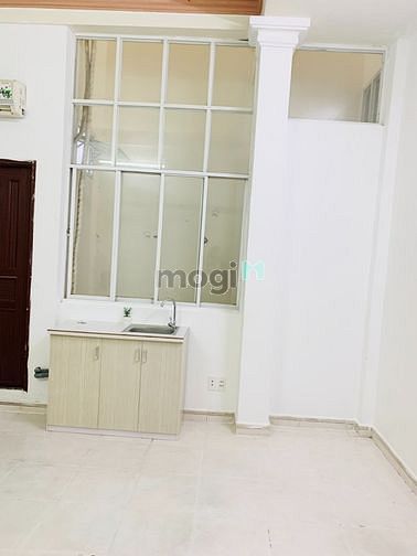 Hình ảnh CHDV 30m2 có cửa sổ lớn phường 4 Tân Bình chỉ 4 triệu 500k.