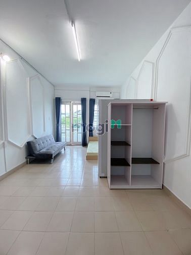 Hình ảnh 196 Cộng Hoà - TBinh ban công 30m2 full NT giá siêu tốt