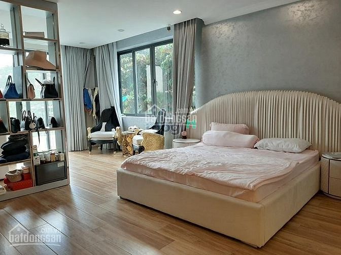Hình ảnh Cho thuê căn biệt thự phố vườn Phú Mỹ Hưng Q7 có 4 phòng ngủ