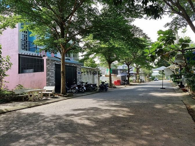 Hình ảnh Ra bắc bán gấp đất dương thị giang q12 100m2 800tr thổ cư sổ rieng6