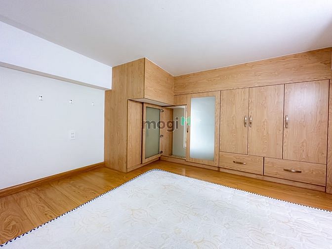 Hình ảnh Duplex rộng gác cao cửa sổ gần TDT Rmit quận 7