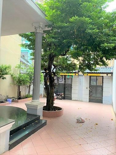 Hình ảnh Biệt thự Cộng Hòa, 7,6x30m, trệt, 2 lầu, sân vườn, gần Lăng Cha Cả