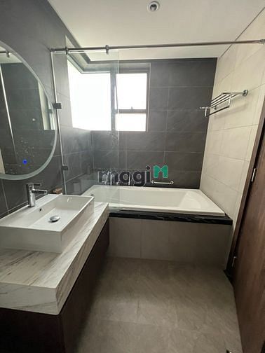 Hình ảnh Cho thuê Full nội thất Diamond Celadon city giá chỉ từ 17 triệu