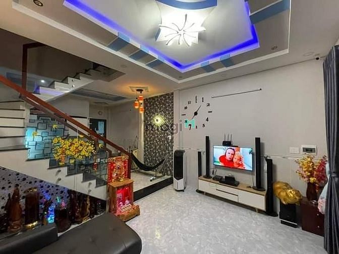 Hình ảnh Bán Nhà Mới Xe Hơi Ngang 5M Lã Xuân Oai 52m2 Chỉ 3,9 Tỷ Còn TL