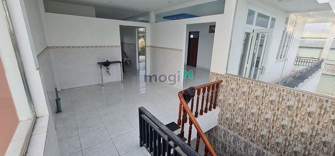 Hình ảnh Tôi Cần Cho Thuê BIệt Thự MT Trần Hưng Đạo, P1, TP Sa Đéc, View Sông