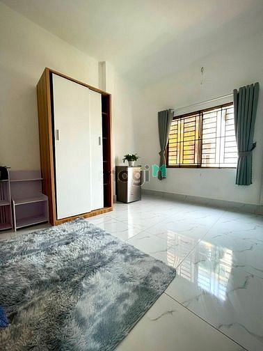 Hình ảnh 02 balcon đường Thành Thái, gần Vạn Hạnh Mall, Bệnh viện 115