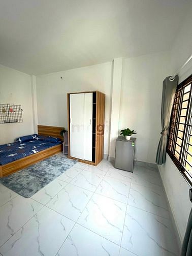 Hình ảnh 02 balcon đường Thành Thái, gần Vạn Hạnh Mall, Bệnh viện 115