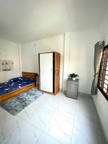 Hình ảnh 02 balcon đường Thành Thái, gần Vạn Hạnh Mall, Bệnh viện 115