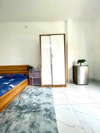 Hình ảnh 02 balcon đường Thành Thái, gần Vạn Hạnh Mall, Bệnh viện 115