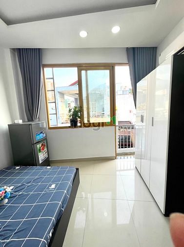 Hình ảnh 02 balcon đường Thành Thái, gần Vạn Hạnh Mall, Bệnh viện 115