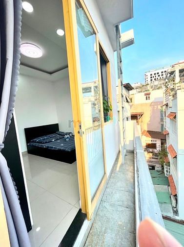 Hình ảnh 02 balcon đường Thành Thái, gần Vạn Hạnh Mall, Bệnh viện 115