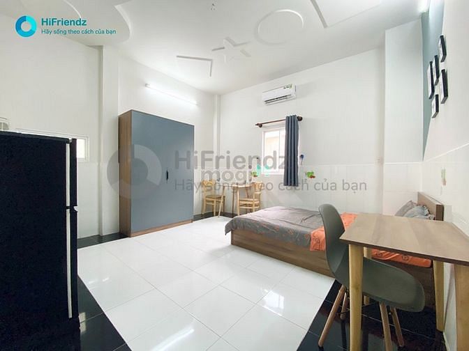 Hình ảnh Studio FULL NỘI THẤT cửa sổ ban công rộng