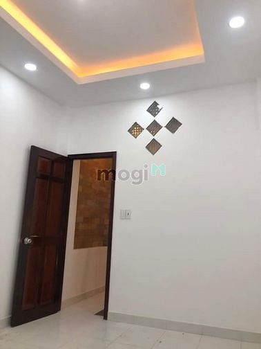 Hình ảnh Sát Q1 - 46M2 - 3 Tầng BTCT Chỉ 5 Tỷ 2.