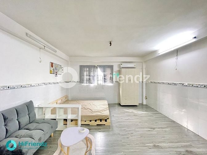 Hình ảnh TRỐNG 1 CĂN HỘ 45M2 Full Nội Thất Cửa Sổ Siêu Thoáng Gần Sân Bay💥💥💥