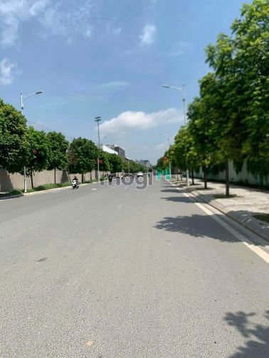 Hình ảnh Bán Đất Ngọc Thụy -Ngay TĐC- Ô TÔ Tránh-View Công Viên-Hồ 85m2- 8,2 tỷ