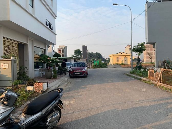 Hình ảnh Bán Đất Ngọc Thụy -Ngay TĐC- Ô TÔ Tránh-View Công Viên-Hồ 85m2- 8,2 tỷ